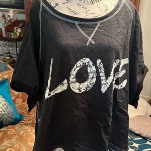 LOVE Sweatshirt 💗 Love